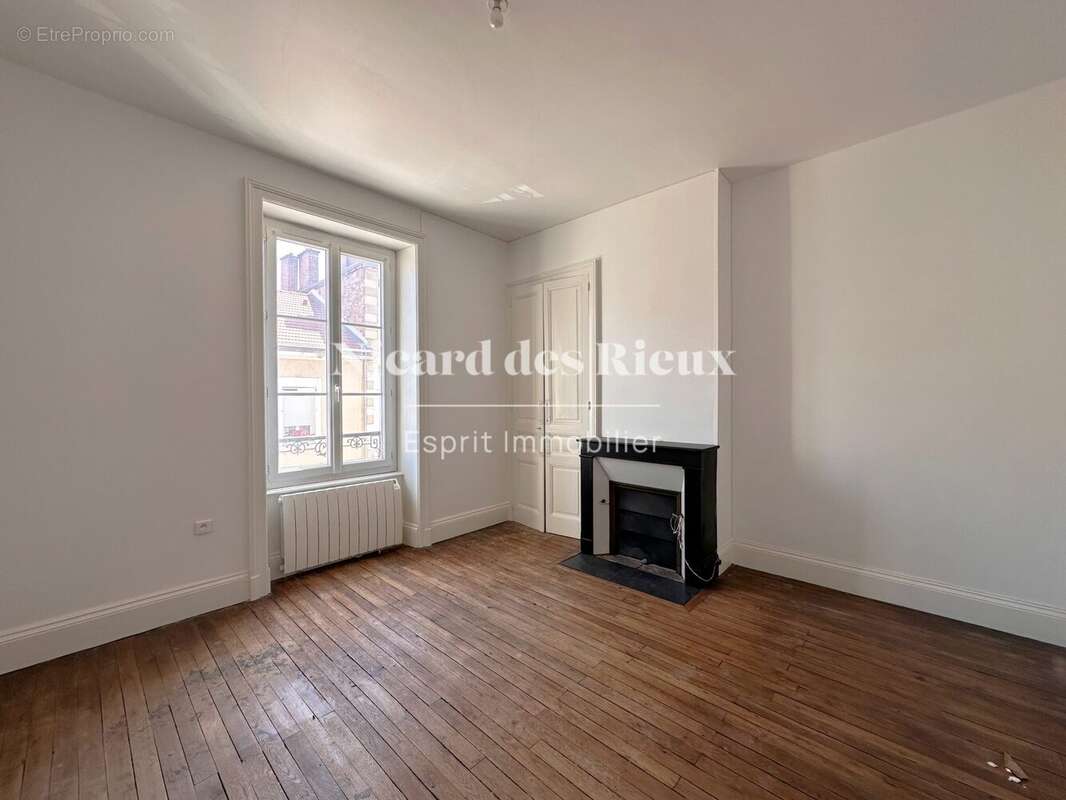 Salle d&#039;eau - Appartement à LIMOGES