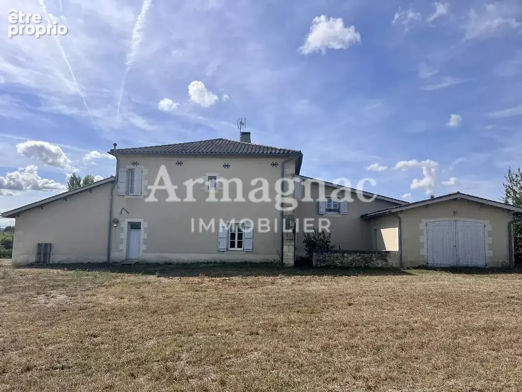 Propriété en pierre, dépendances et garage - photo 15