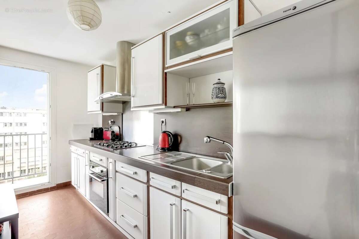 Appartement à ISSY-LES-MOULINEAUX