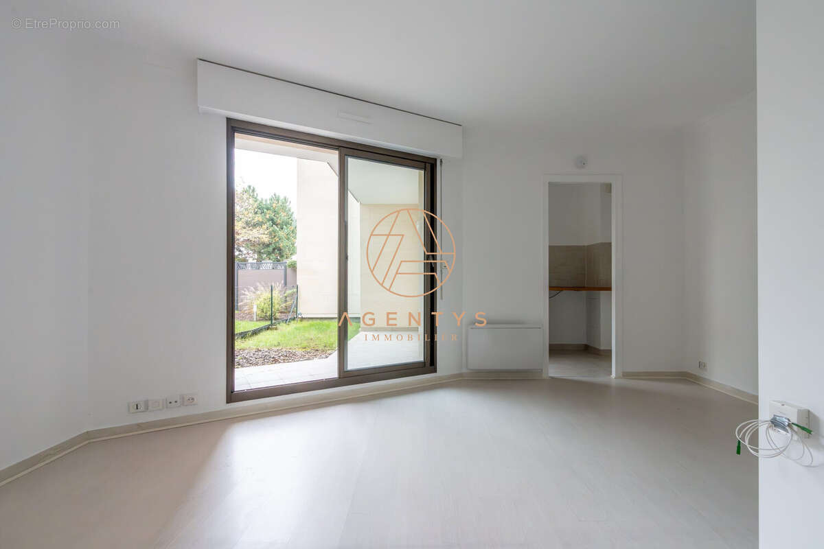 Appartement à LE PERREUX-SUR-MARNE