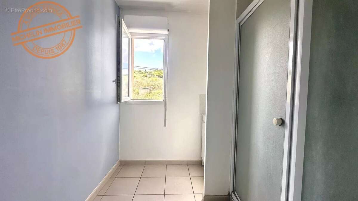 Appartement à ANSE