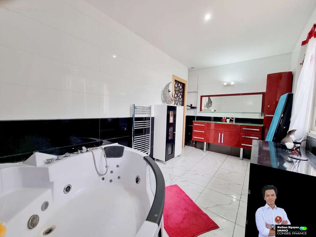 Maison à CAISSARGUES