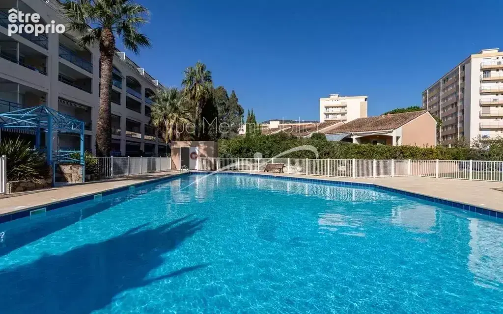 Le lavandou – appartement / maison 3 chambres avec jardin, piscine et plage à pied - photo 11
