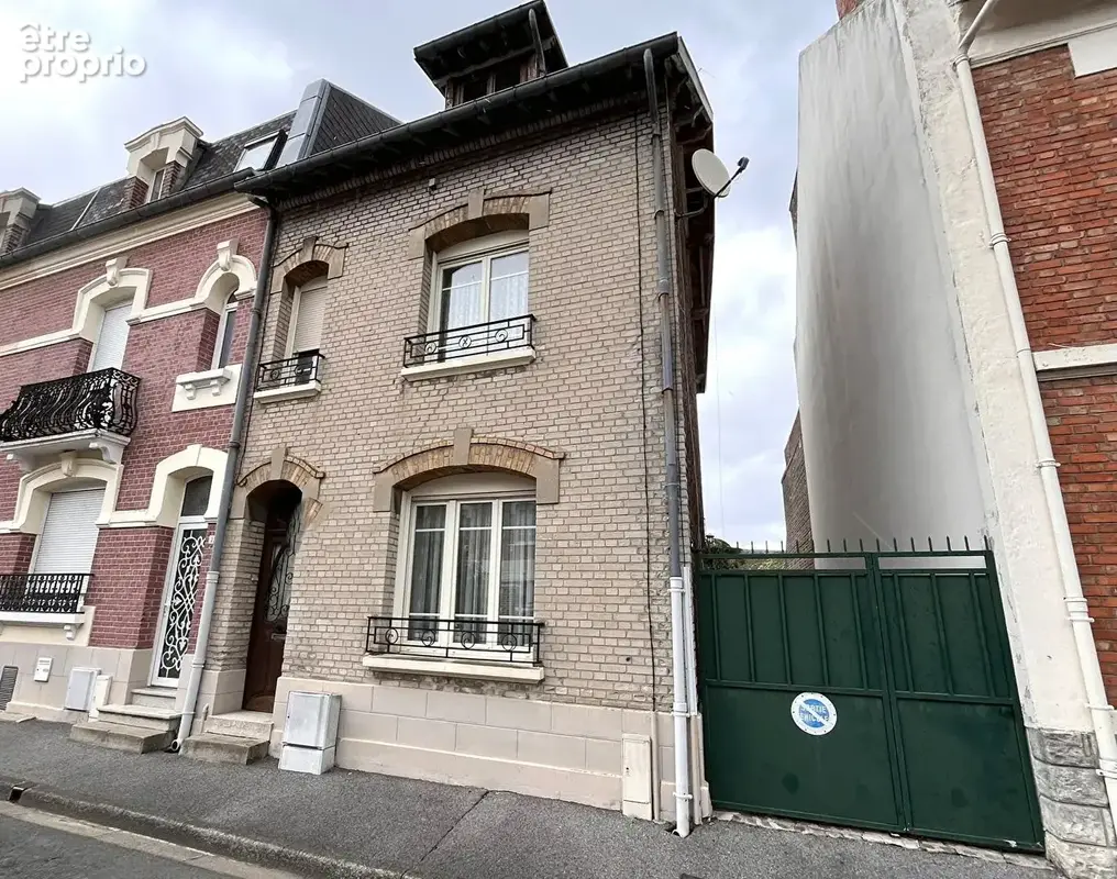 Maison à CHAUNY