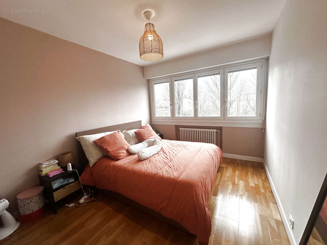 Appartement à ECHIROLLES