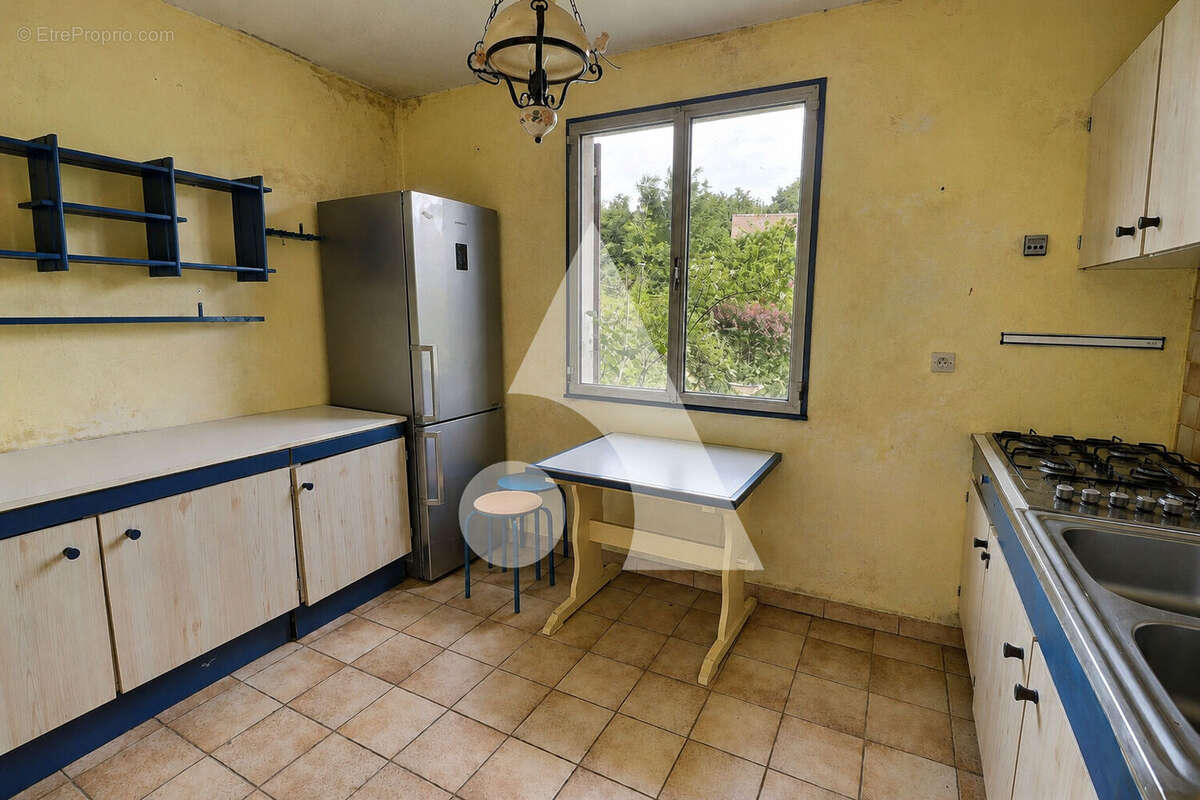 Maison à NESLES-LA-VALLEE