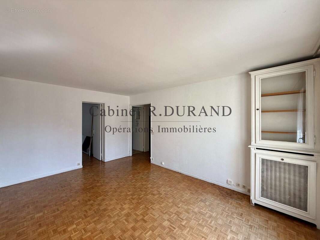 Appartement à COLOMBES