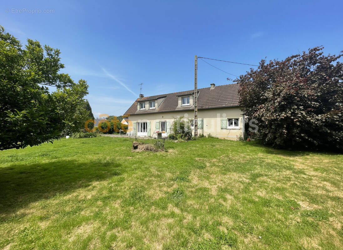 Maison à LE MOLAY-LITTRY