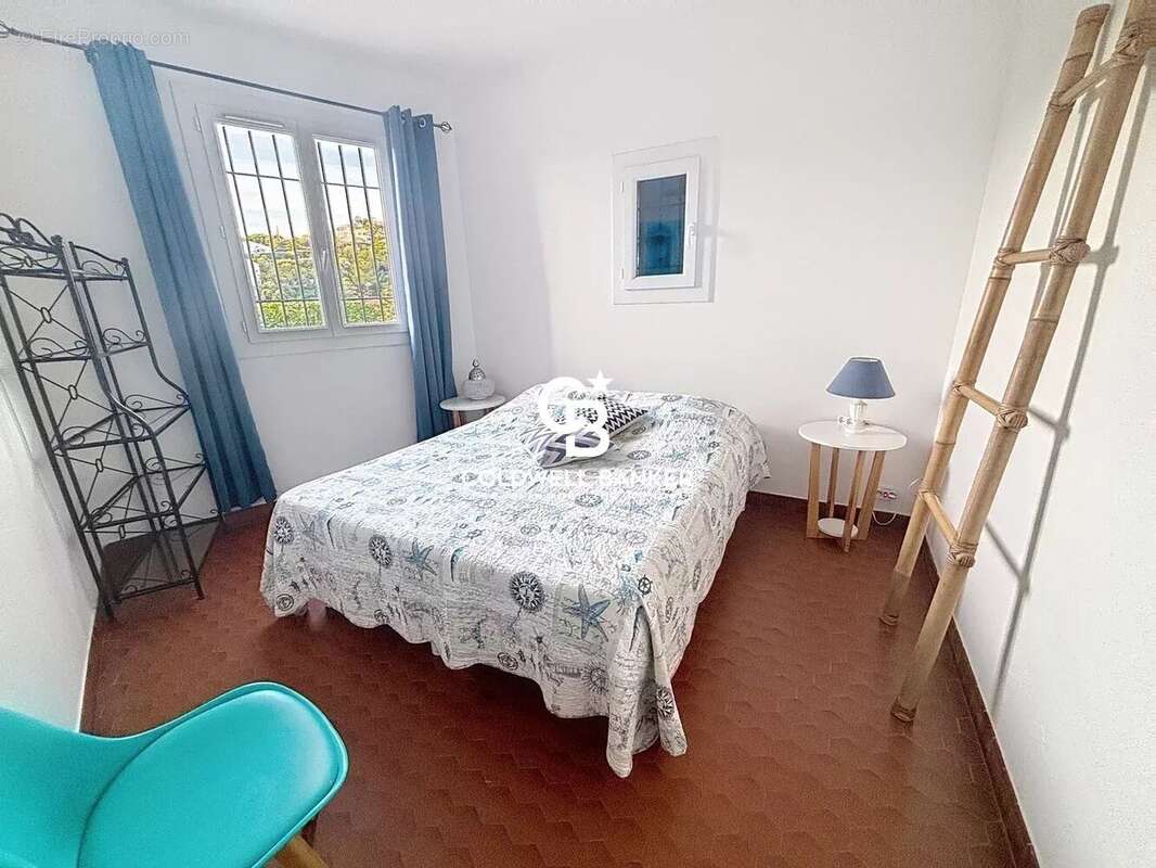 Maison à LES ISSAMBRES