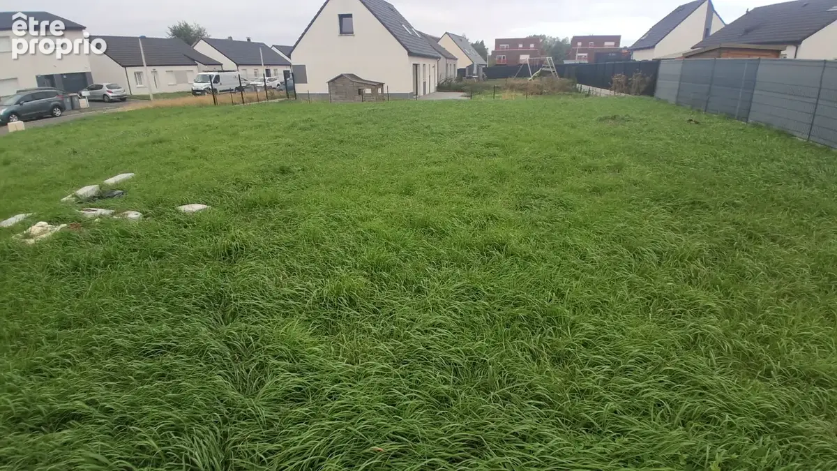 Terrain constructible en lotissement. - photo 4