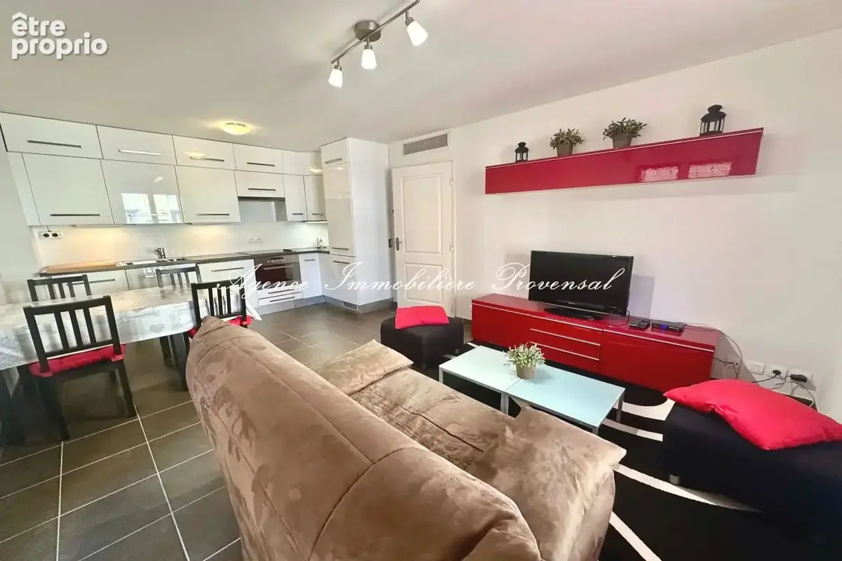 Photo Appartement à Sainte-Maxime au prix de 243 000€