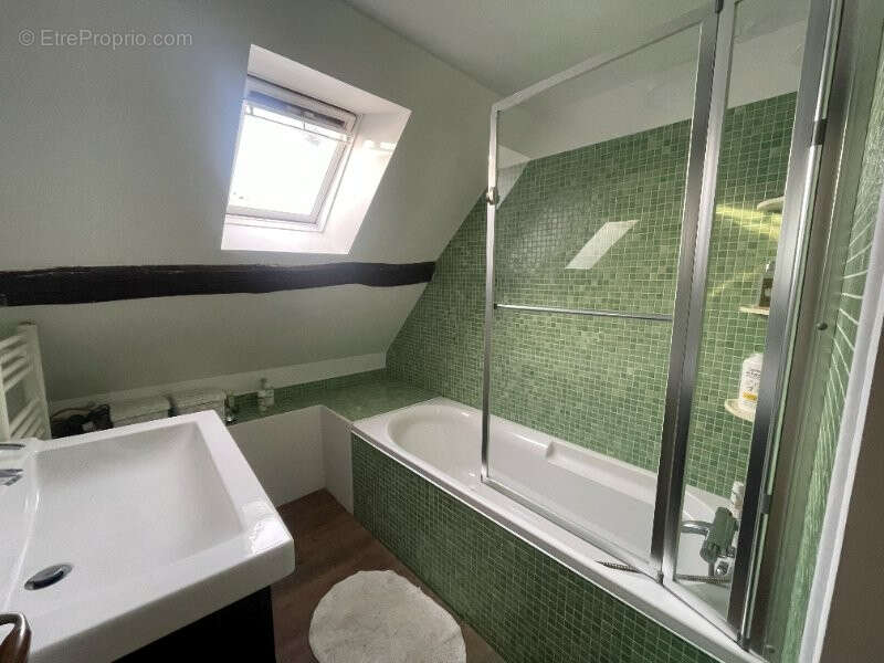 Maison à BEAUMONT-LES-AUTELS