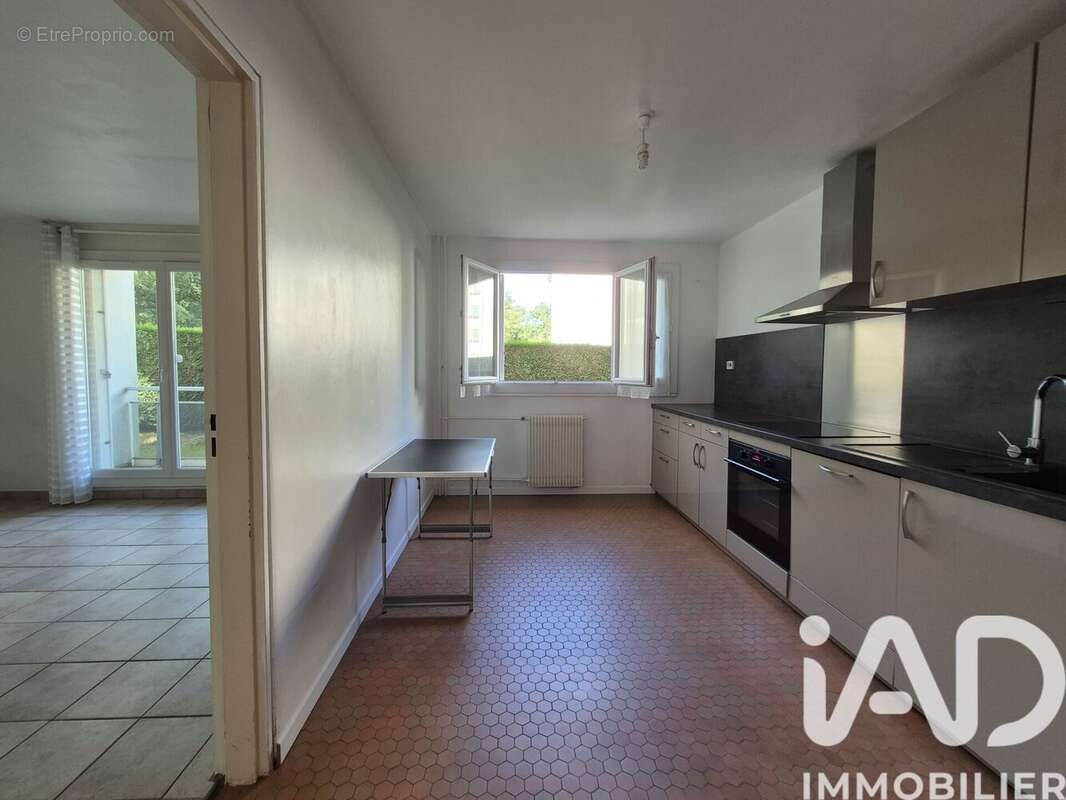 Photo 5 - Appartement à VERNEUIL-SUR-SEINE