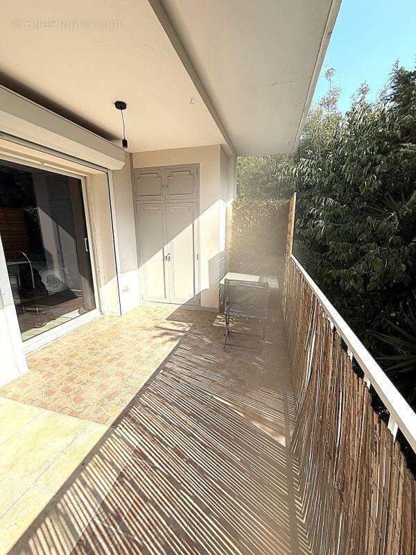 Appartement à LE CANNET