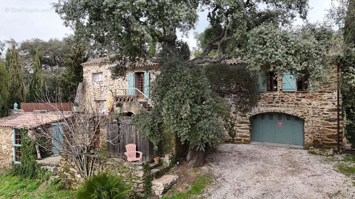 Photo 4 - Maison à COGOLIN