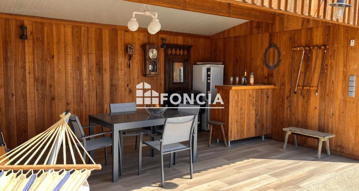 Maison à CORQUILLEROY