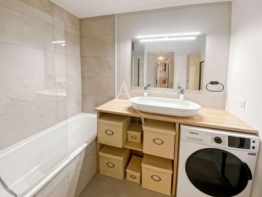 Appartement à VAUREAL