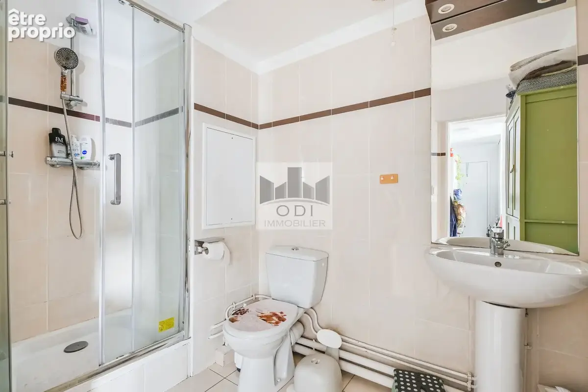 Duplex avec terrasses, cave et parking - photo 11