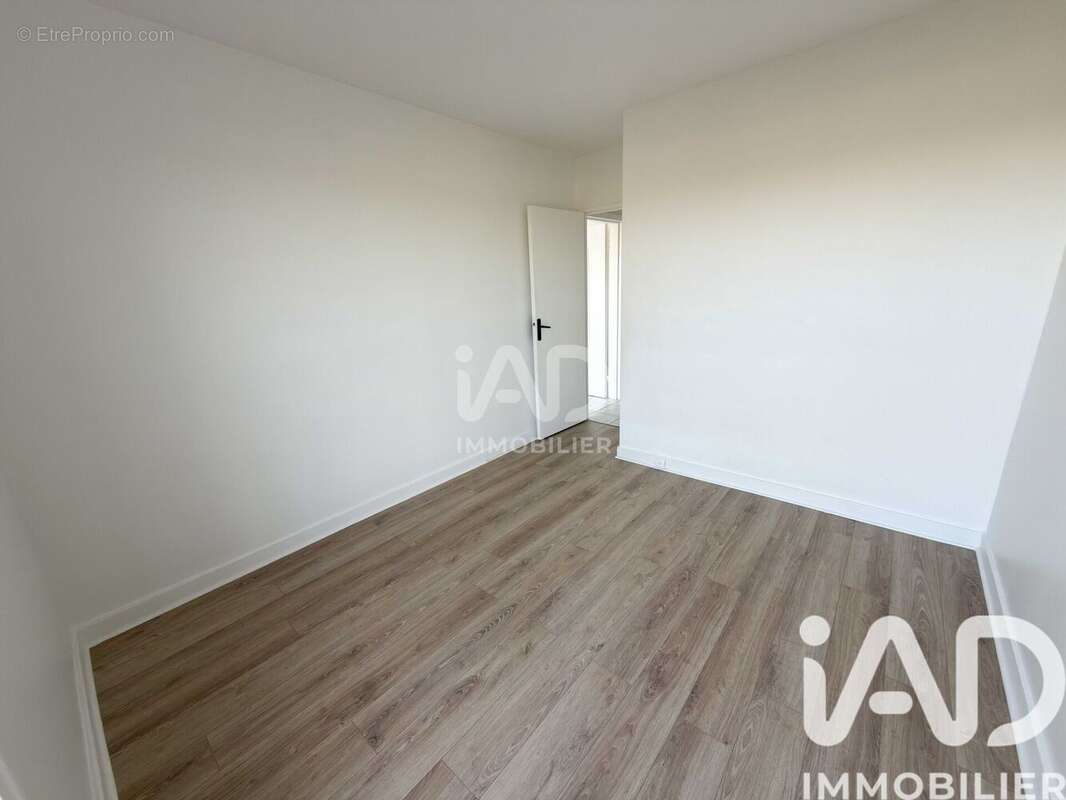 Photo 7 - Appartement à SAVIGNY-SUR-ORGE
