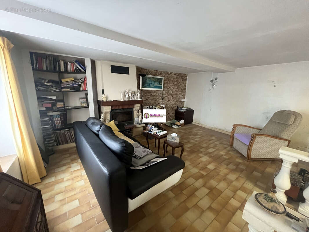 Maison 81 m² à Mortagne-Au-Perche  - photo 2