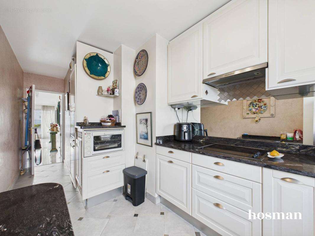 Appartement à PARIS-19E