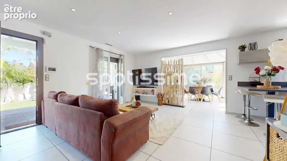 Vias  villa 4 chambres de plain-pied  entièrement rénovée  jardin sans vis-à-vis - photo 5