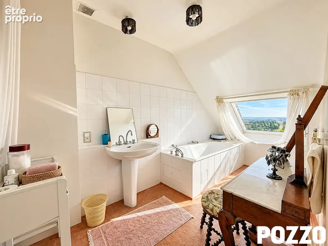 VENTE : maison T6 (232 m²) à AVRANCHES - Vue sur Mont Saint Michel - 1.5ha - photo 8