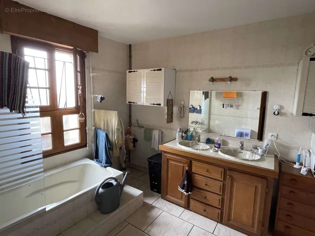 Maison à MOUSCARDES