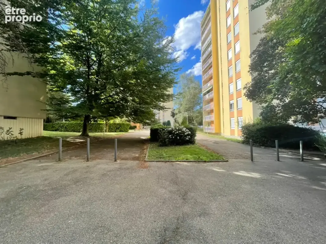 Appartement T4- 81,63m2- 8ème et dernier étage- Cave- Parking Privatif- Garage- Vue dégagée - Montaud- Le Grand Clos - photo 18