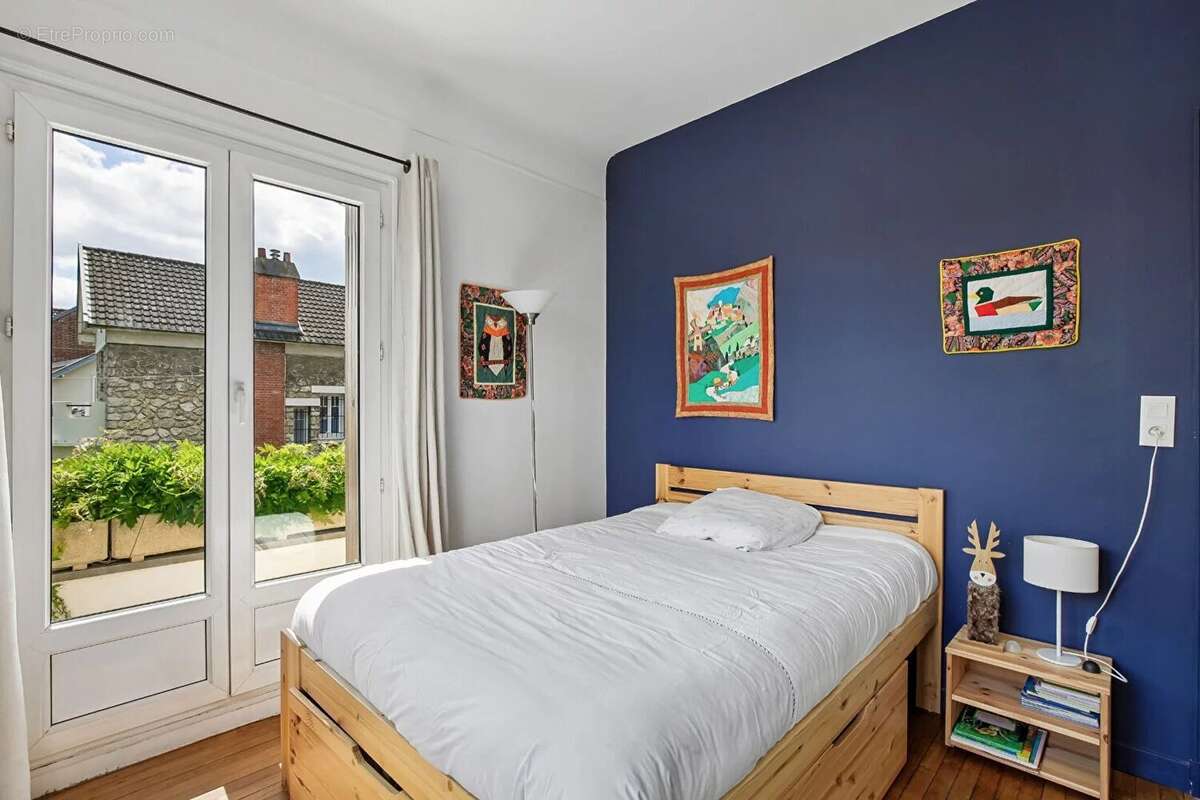Bas de Chatou - Maison 136 m² au sol - 7 mn RER et centre ville - photo 13