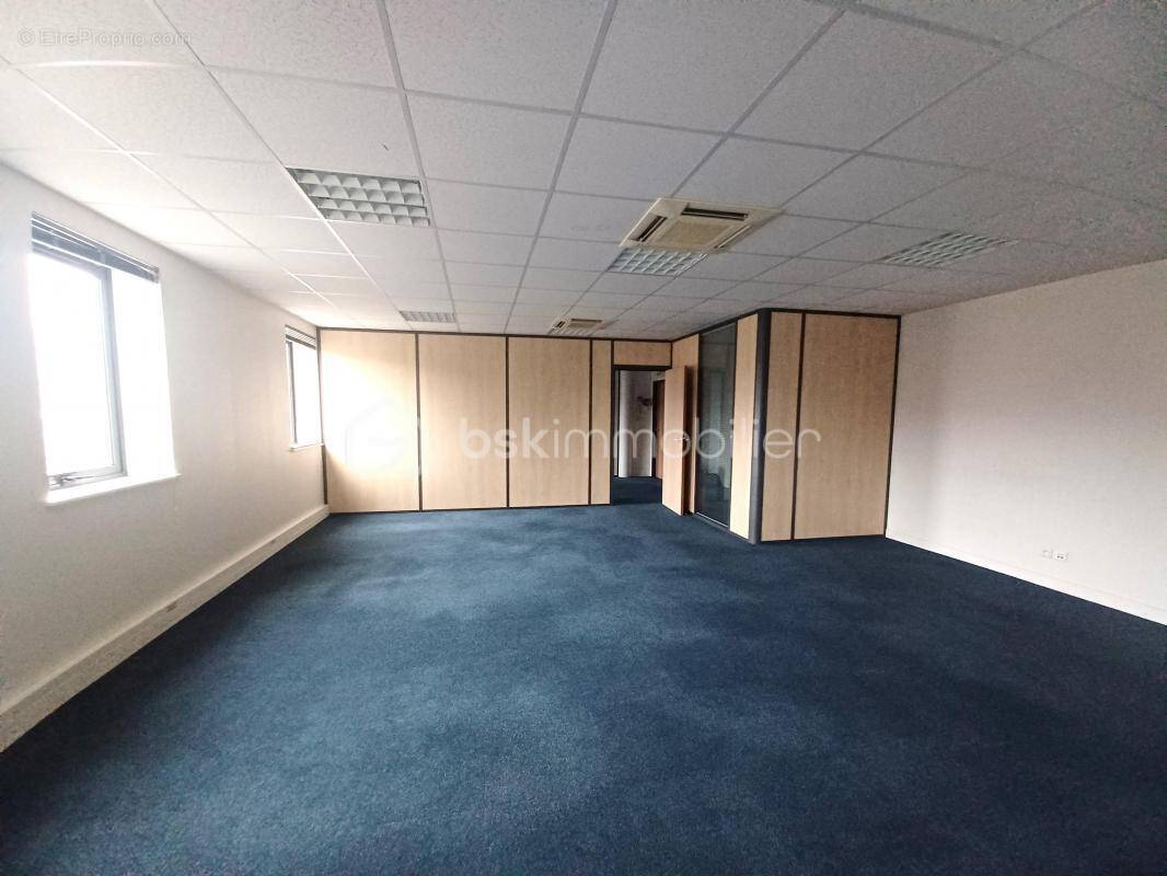 Commerce à BUSSY-SAINT-GEORGES