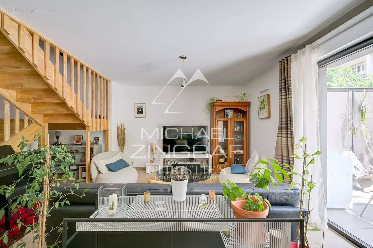 Appartement à MARSEILLE-7E