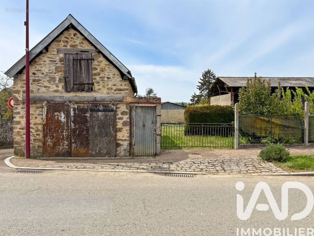 Photo 1 - Maison à COURCITE