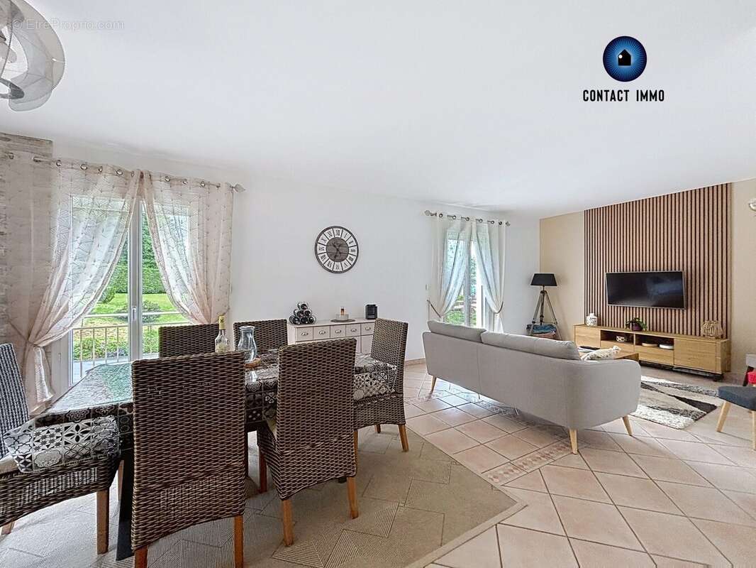 Maison 137 m² à Larche  - photo 5