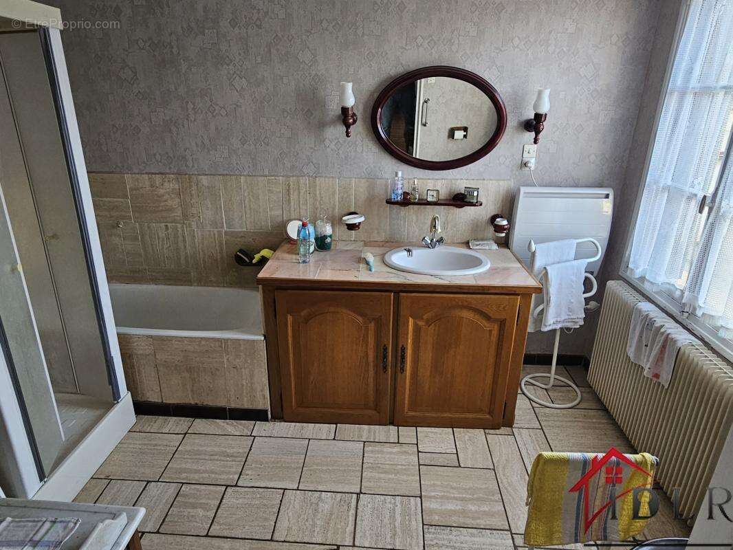 Maison à ECLARON-BRAUCOURT-SAINTE-LIVIERE