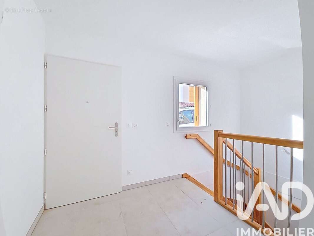 Photo 5 - Maison à MARSEILLE-13E