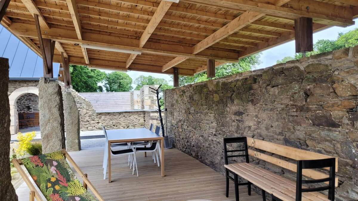 Maison à LE HAUT-CORLAY