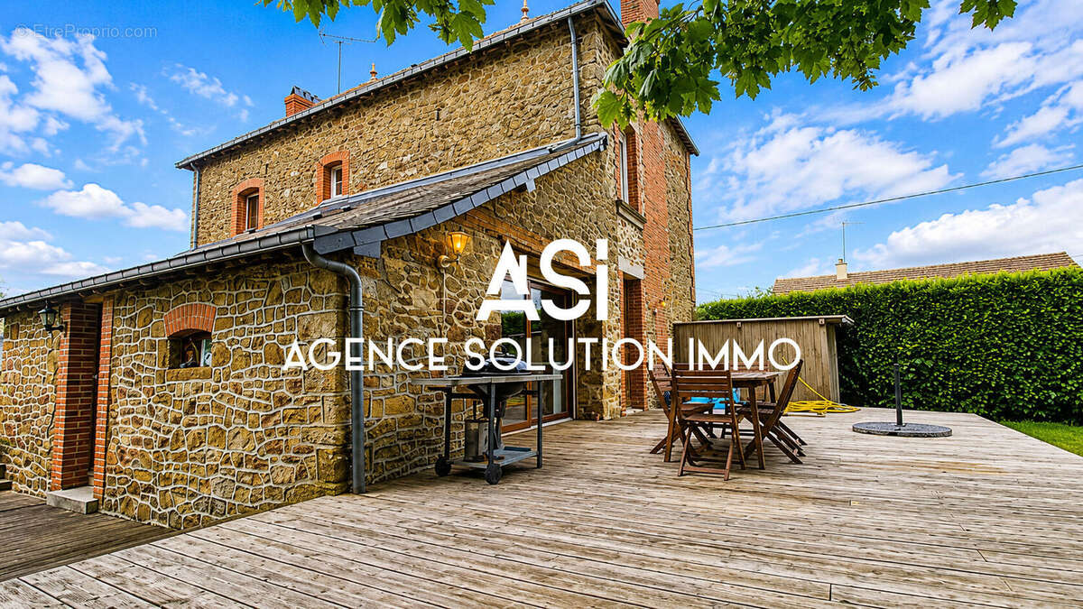 Maison à ANDOUILLE