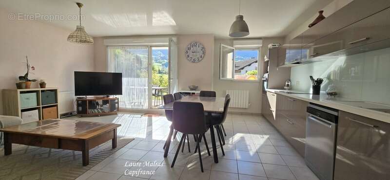 Appartement à VILLAZ