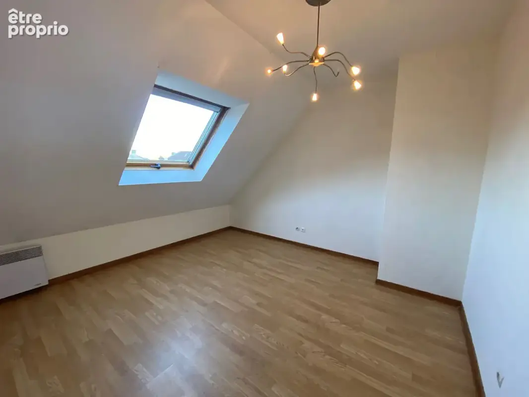 Baisse de prix : maison individuelle avec terrasse et jardin - photo 8