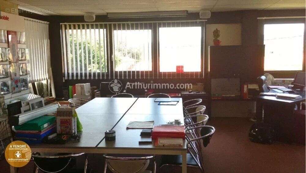 Vente Bureau-local Mazamet(81200) 129 000ï¿œ - photo 3