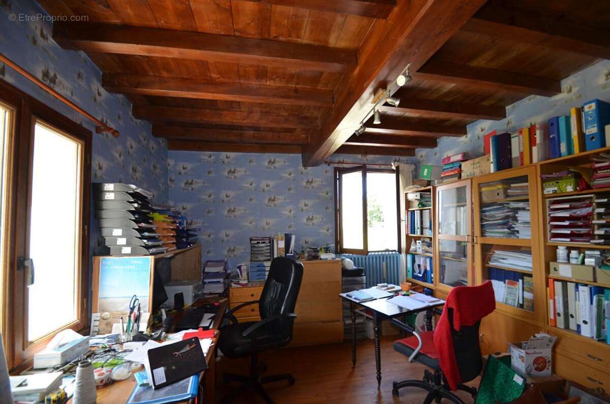 Maison à LENTILLY