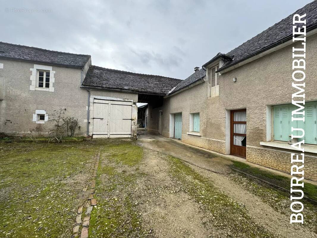 Maison à VALLAN