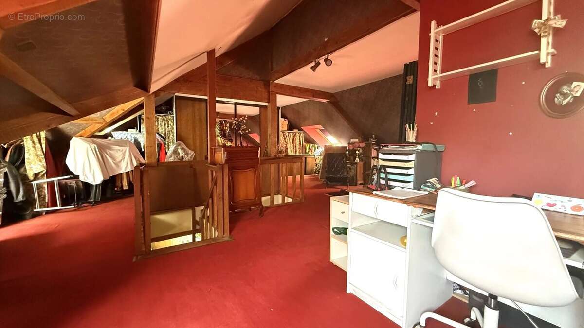 Maison à BOUFFEMONT