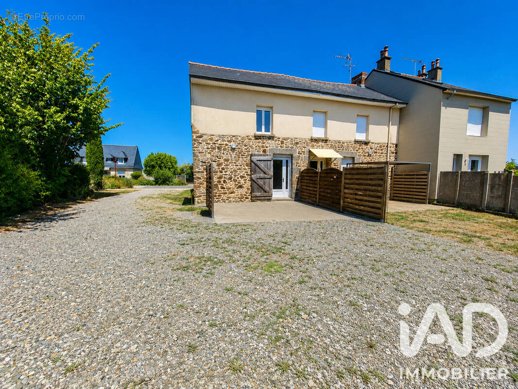 Photo 1 - Maison à GUIPEL