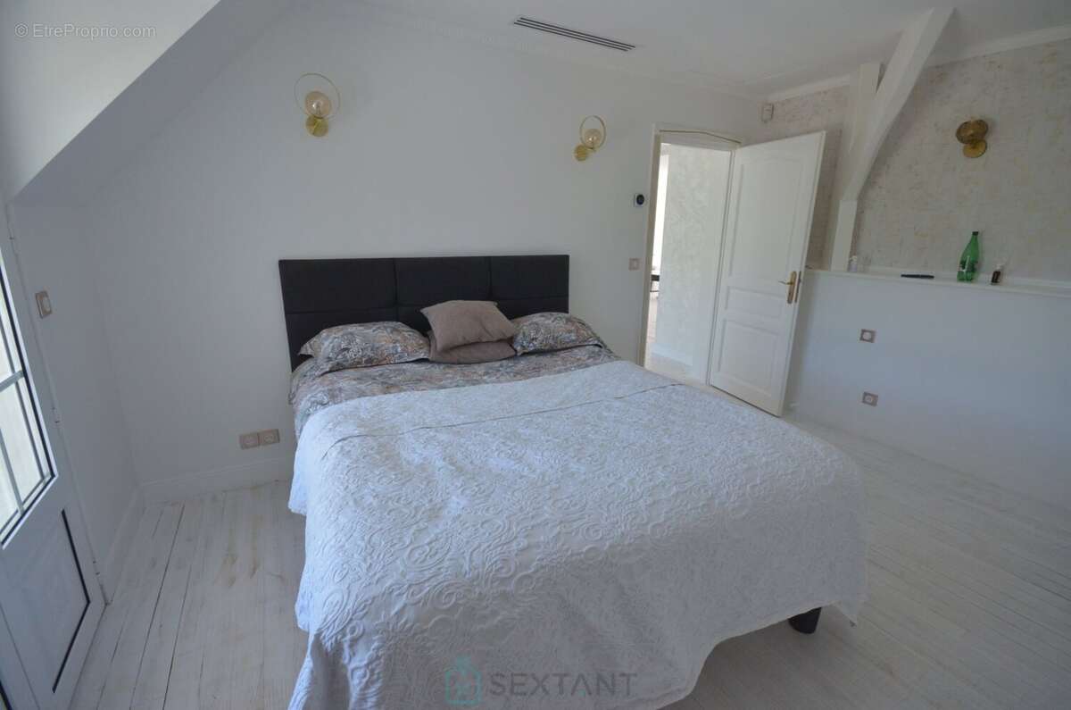 Maison à BOISSISE-LE-ROI