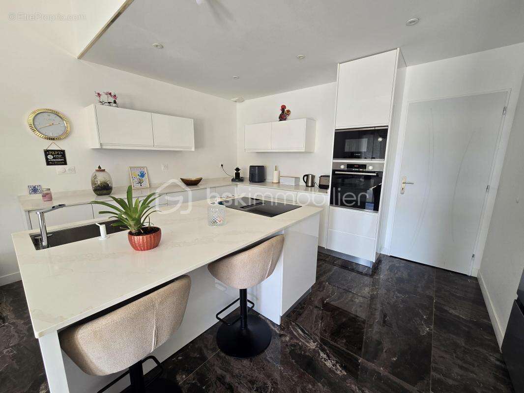  niort – maison plain-pied 139 m² – 4 chambres – piscine – garage - photo 10