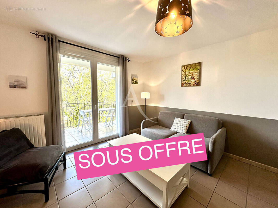 Appartement à GREOUX-LES-BAINS