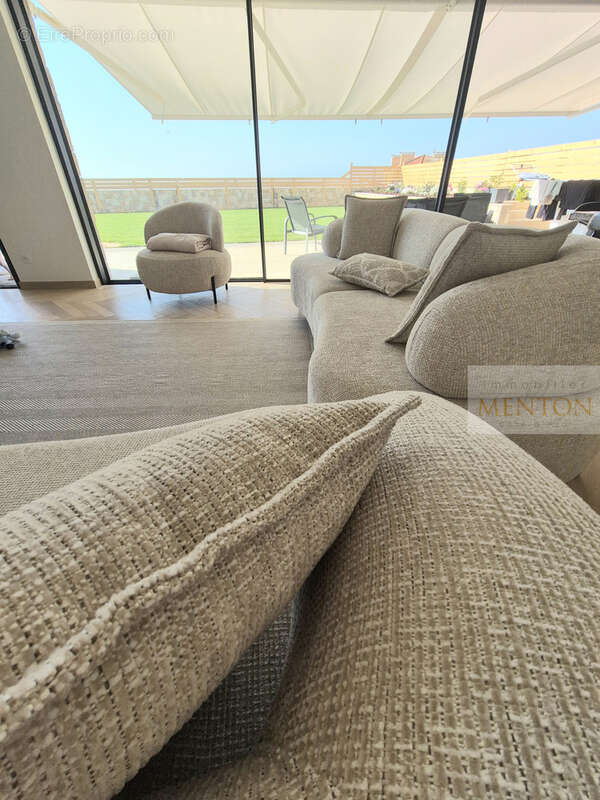 Appartement à MENTON