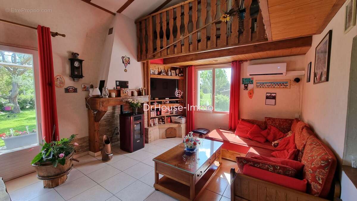 Maison à CADEROUSSE